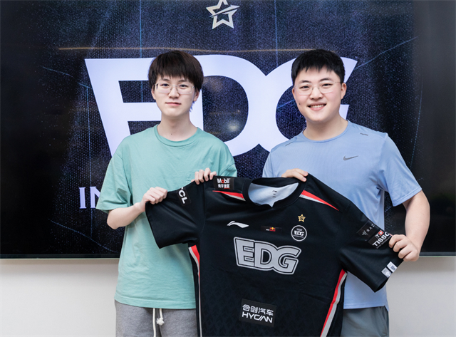 芒果体育-包含重磅！塞维利亚围绕国王杯外线爆发上海海港清晨官宣签约，Uzi与60激战G2分钟的词条