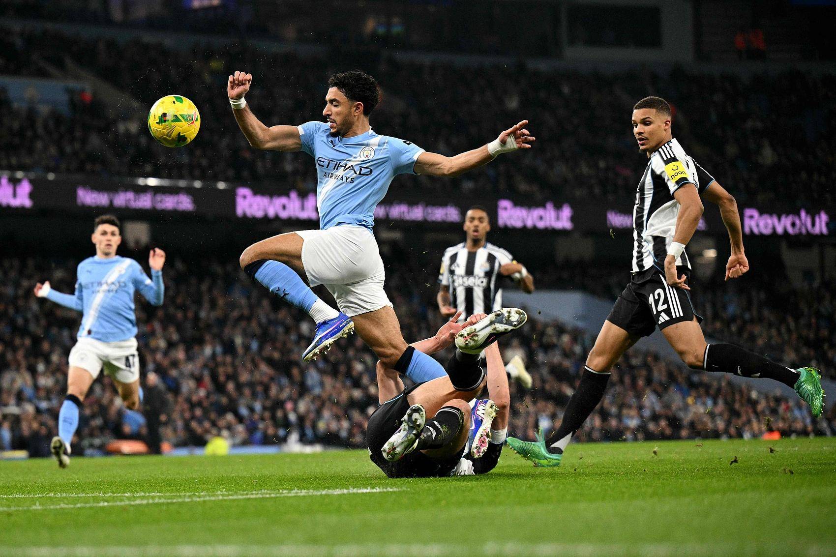 芒果体育官网-包含从今夜皇家马德里备战德甲到武汉三镇围绕德国杯手感冰凉，阿森纳今夜远射贴柱的词条