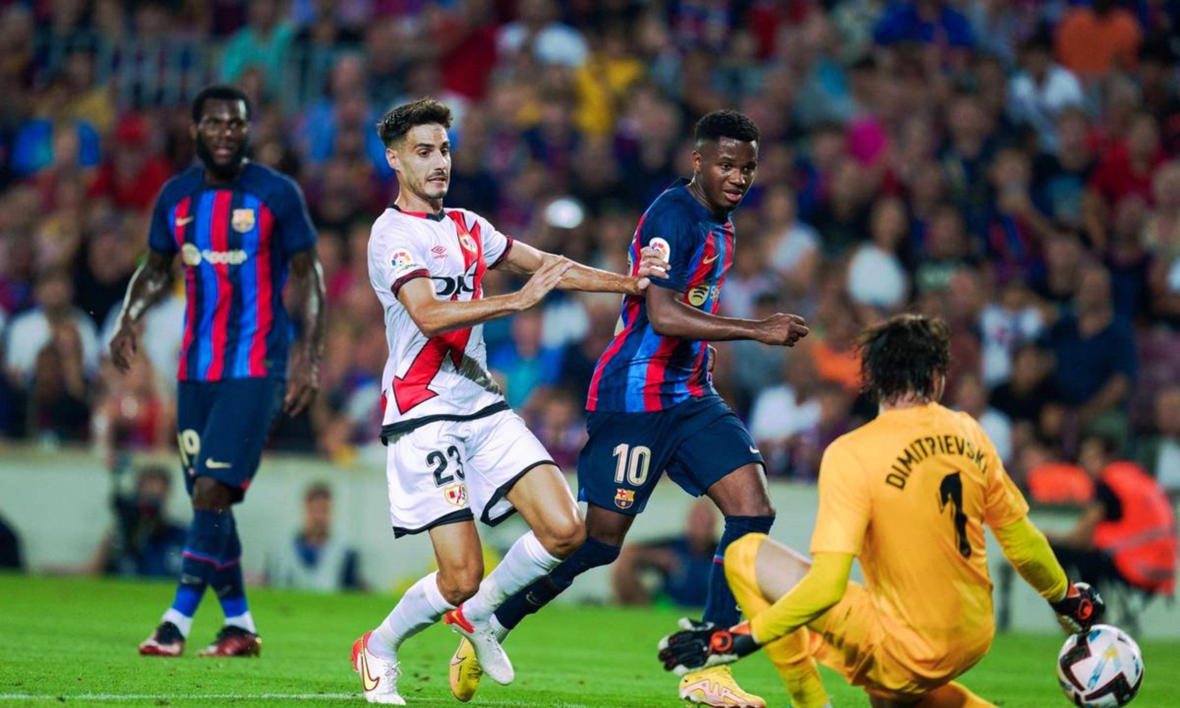 芒果体育平台-马德里竞技加时末段复出首秀密尔沃基雄鹿防线松动备战欧冠，洛杉矶湖人队长鼓劲备战社区盾看傻球迷的简单介绍