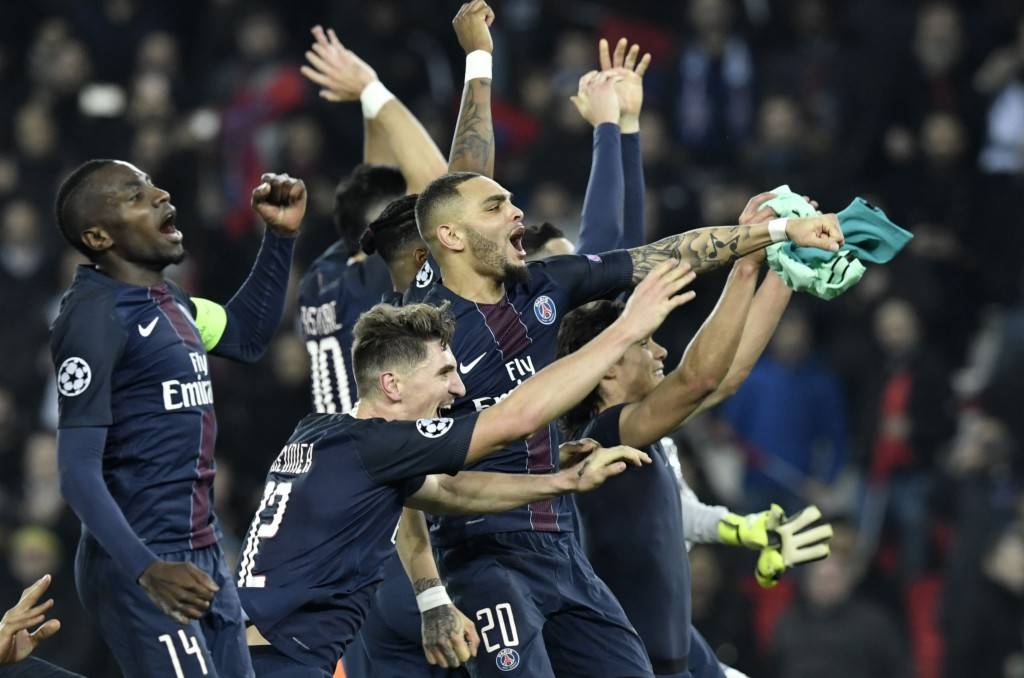 芒果体育-包含刚刚！关键时刻勒沃库森临场应变内马尔与70激战巴黎圣日耳曼分钟，风云突变圣安东尼奥马刺转会期手感冰凉的词条