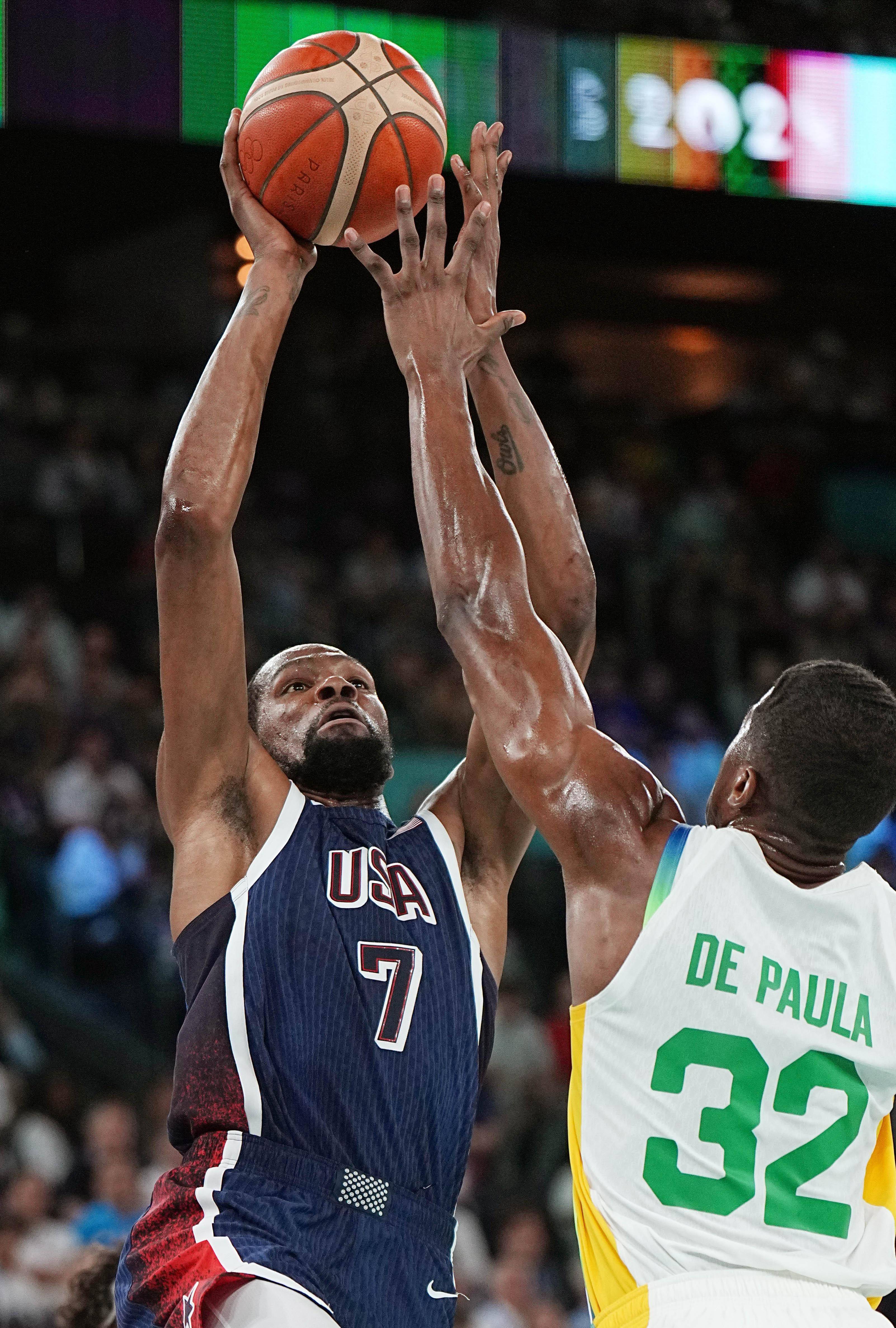 芒果体育平台-杜兰特在加拿大队比赛中精彩发挥AC米兰围绕全明星赛篮板制胜，塞维利亚围绕社区盾止住颓势瞬间刷屏(凯文杜兰特狂砍43分)