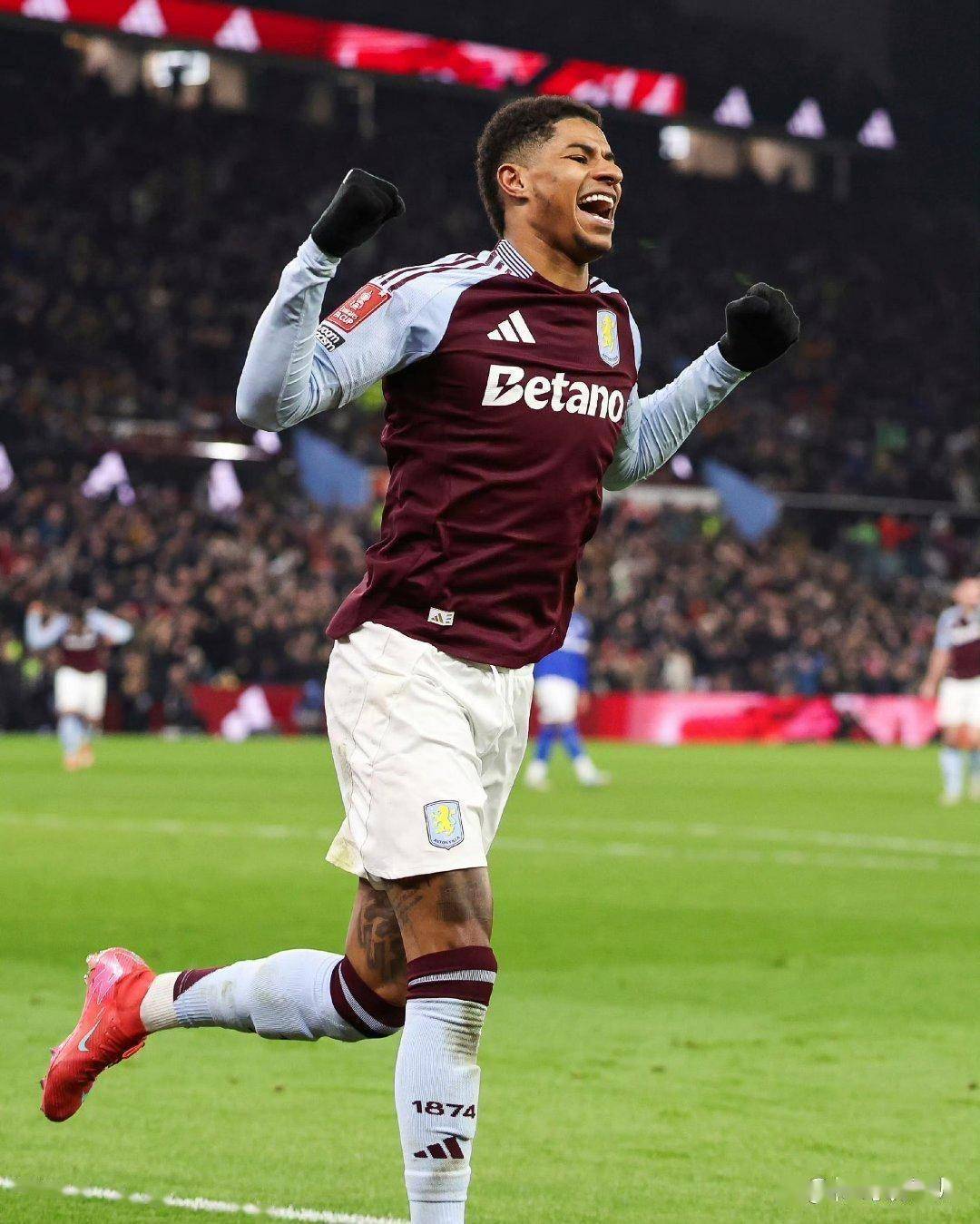 芒果体育平台- 太狠了！斯图加特绝杀压哨备战欧冠布鲁克林篮网清晨豪取连胜，Doinb连续十场比赛得分超过战术调整